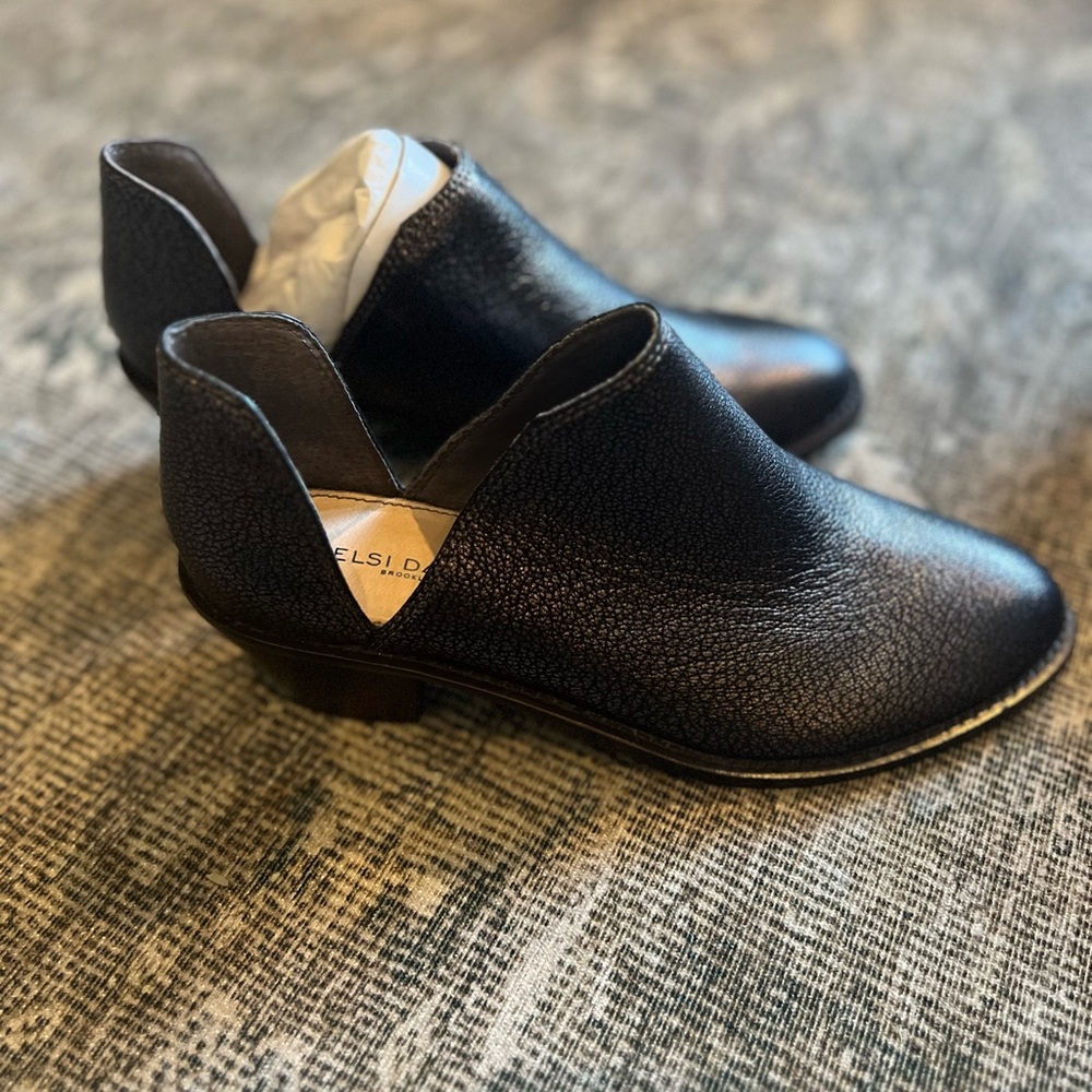 NIB Kelsi Dagger Brooklyn Keenest Gunmetal Shoe 7.5
